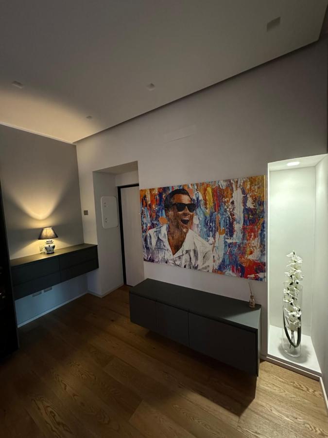 Lr Deluxe Apartments - Fondazione Prada - Metro M3 Μιλάνο Εξωτερικό φωτογραφία