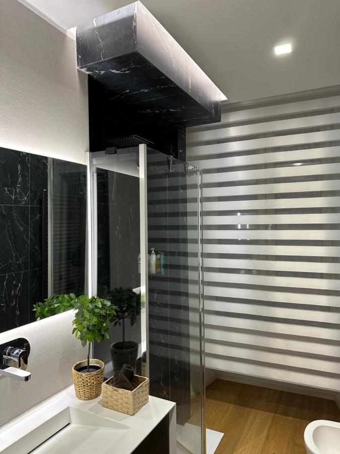 Lr Deluxe Apartments - Fondazione Prada - Metro M3 Μιλάνο Εξωτερικό φωτογραφία
