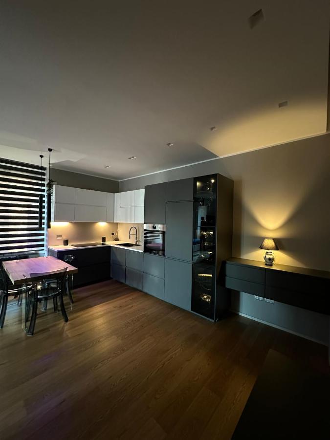 Lr Deluxe Apartments - Fondazione Prada - Metro M3 Μιλάνο Εξωτερικό φωτογραφία