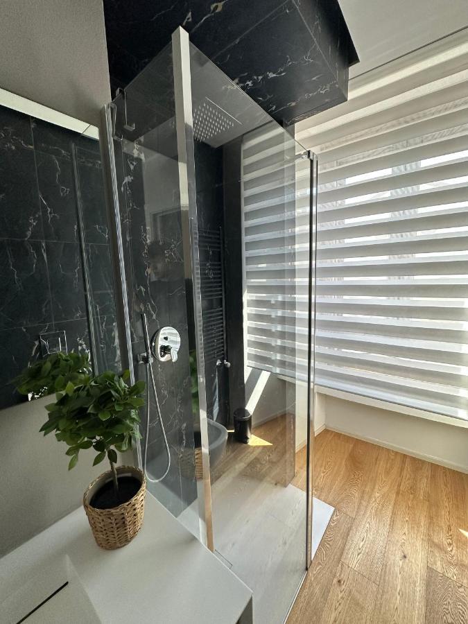 Lr Deluxe Apartments - Fondazione Prada - Metro M3 Μιλάνο Εξωτερικό φωτογραφία
